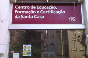 Os nossos cartazes de sensibilização ambiental em acção na Santa Casa!